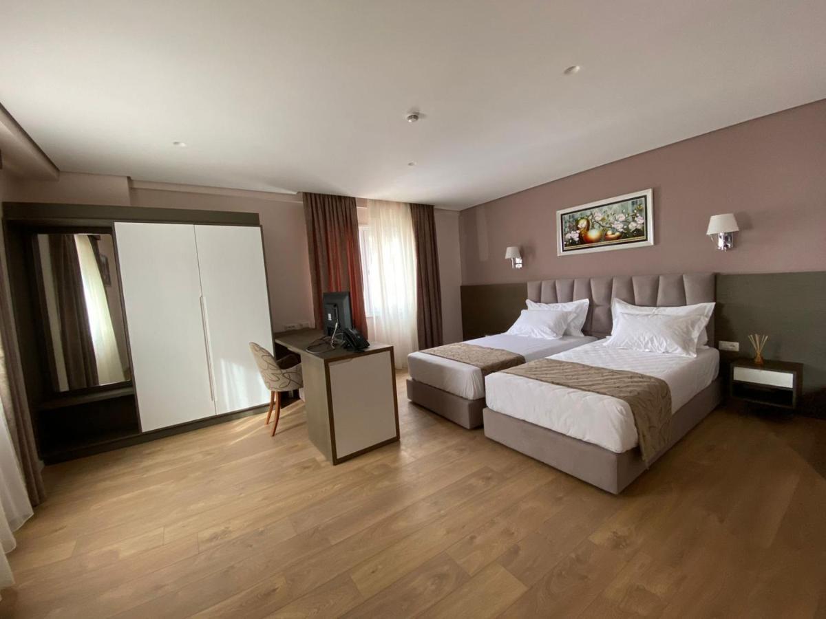 Doanesia Premium Hotel & Spa Mezez Esterno foto