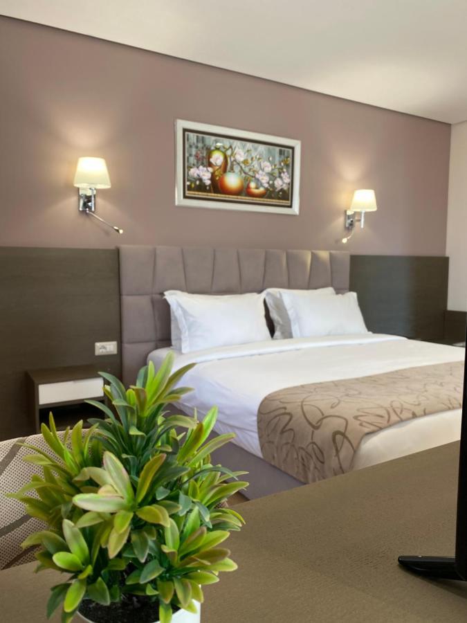 Doanesia Premium Hotel & Spa Mezez Esterno foto