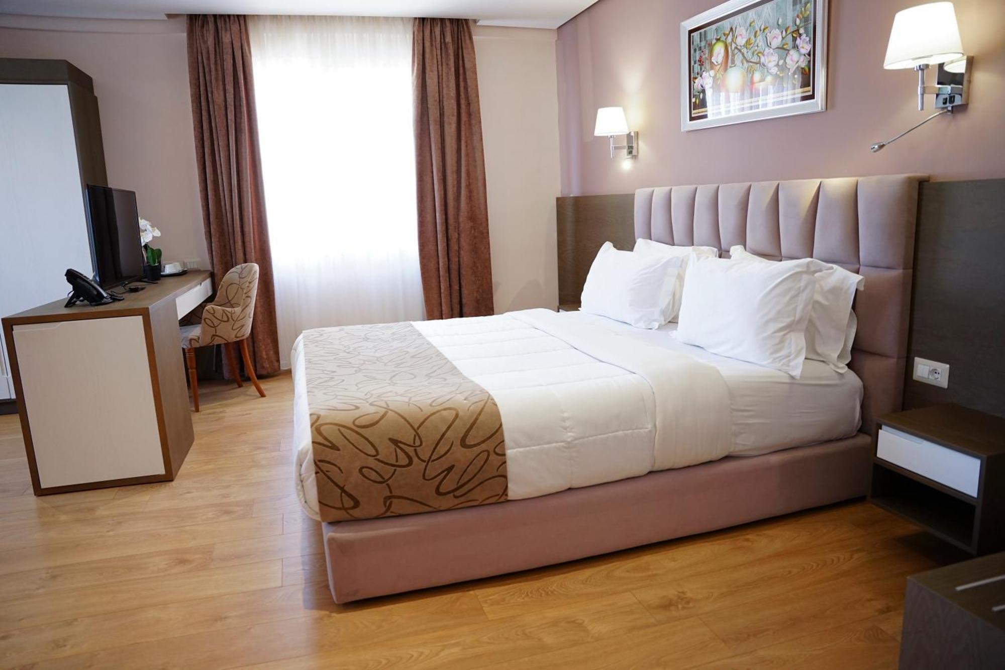 Doanesia Premium Hotel & Spa Mezez Esterno foto
