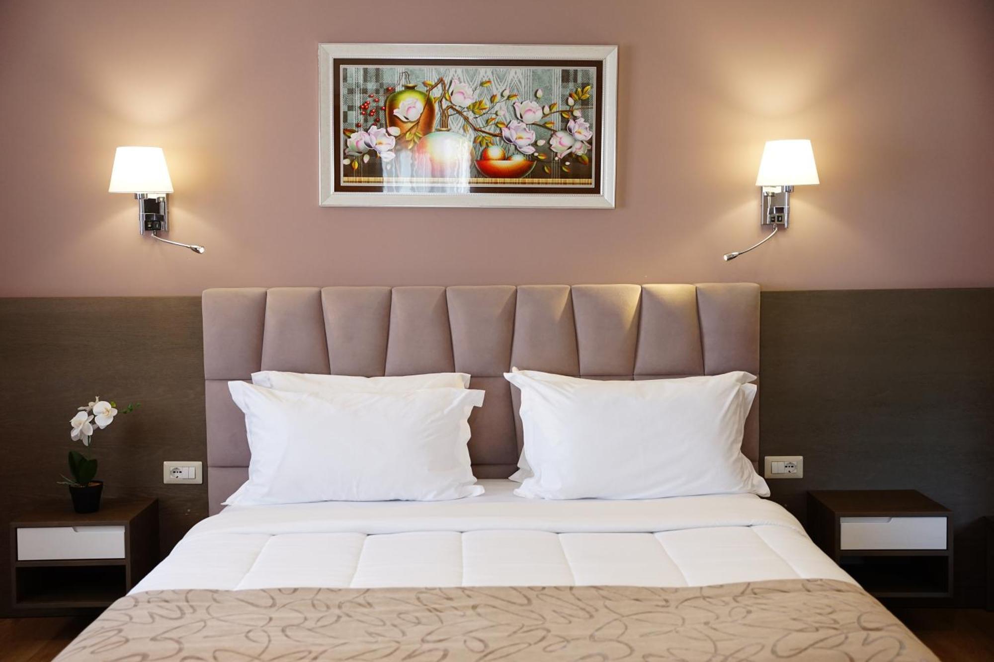 Doanesia Premium Hotel & Spa Mezez Esterno foto